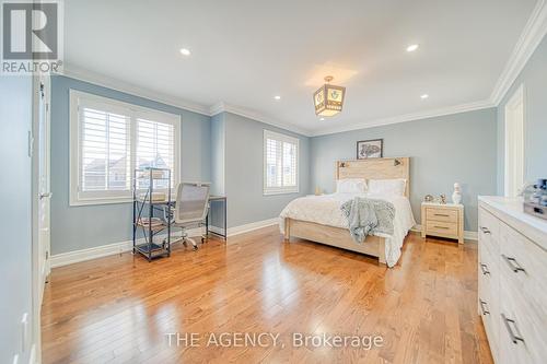 18 Skyline Trail, King, ON - Indoor Photo Showing Bedroom