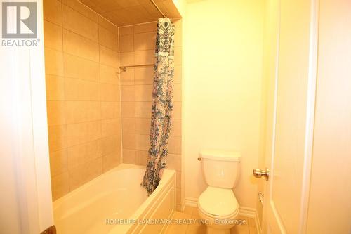 99 Colville Place, Milton, ON - Indoor Photo Showing Bathroom