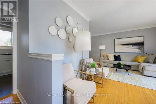 249 Snowden Road, Oakville, ON - Indoor Photo Showing Living Room