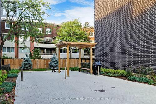 116 - 1145 Journeyman Lane, Mississauga, ON - Outdoor