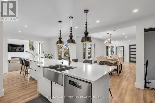 477 Fairview Street, Wilmot, ON - Indoor Photo Showing Kitchen With Double Sink With Upgraded Kitchen