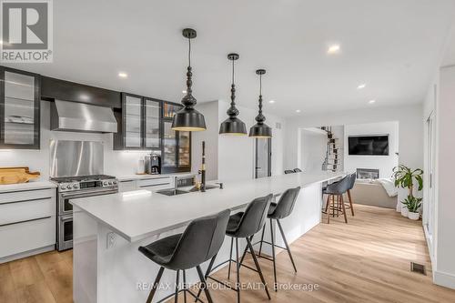 477 Fairview Street, Wilmot, ON - Indoor Photo Showing Kitchen With Double Sink With Upgraded Kitchen