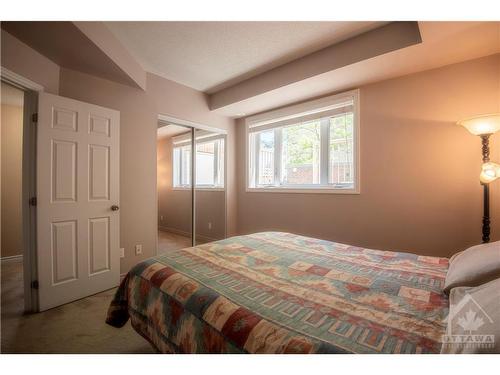 A-900 White Alder Avenue, Gloucester, ON 