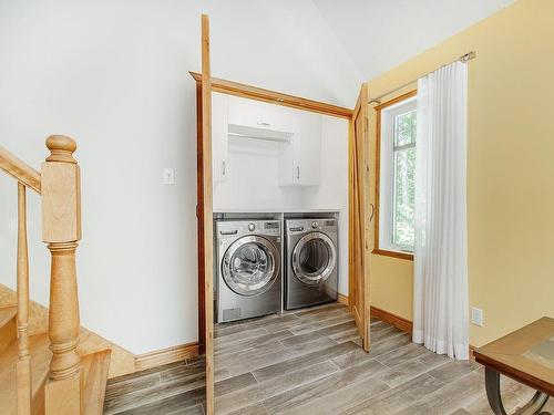 Laundry room - 14 Rue Charles-Rodrigue, Gore, QC - Indoor Photo Showing Laundry Room