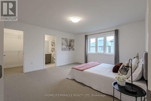 27 Mclaren Avenue, Brantford, ON - Indoor Photo Showing Bedroom