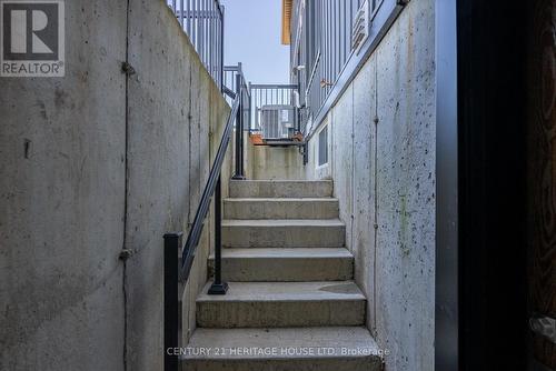 7479 Splendour Drive, Niagara Falls, ON - Indoor Photo Showing Other Room