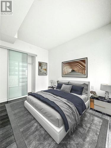 4105 - 50 Charles Street E, Toronto, ON - Indoor Photo Showing Bedroom