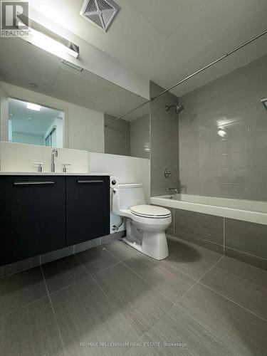 4105 - 50 Charles Street E, Toronto, ON - Indoor Photo Showing Bathroom