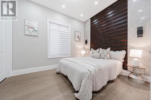 20 Falkland Road, Brampton, ON - Indoor Photo Showing Bedroom