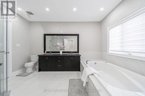 20 Falkland Road, Brampton, ON - Indoor Photo Showing Bathroom