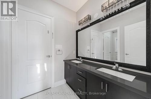 20 Falkland Road, Brampton, ON - Indoor Photo Showing Bathroom