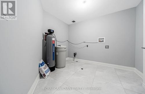 20 Falkland Road, Brampton, ON - Indoor