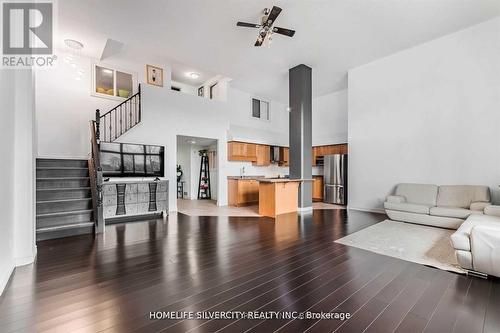 213 - 111 Grey Street, Brant, ON - Indoor Photo Showing Living Room