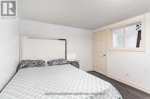 213 - 111 Grey Street, Brant, ON - Indoor Photo Showing Bedroom