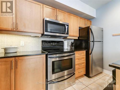 1001 - 445 Laurier Avenue W, Ottawa, ON - Indoor Photo Showing Kitchen