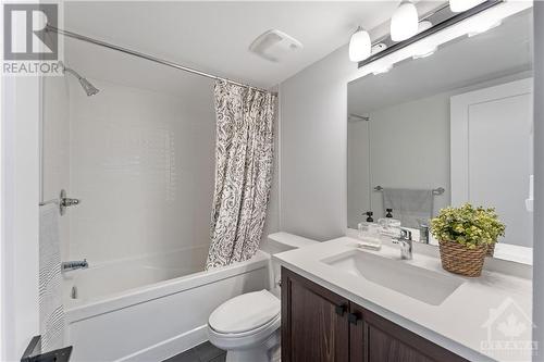 1025 Jubilation Court, Ottawa, ON - Indoor Photo Showing Bathroom