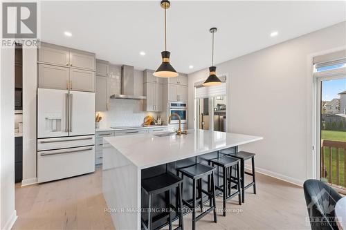 1025 Jubilation Court, Ottawa, ON - Indoor Photo Showing Kitchen With Upgraded Kitchen