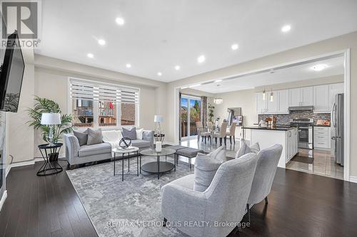 55 Westfield Drive, Whitby, ON - Indoor Photo Showing Living Room