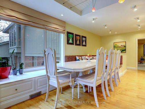 1497 Randor Dr, Mississauga, ON - Indoor Photo Showing Dining Room