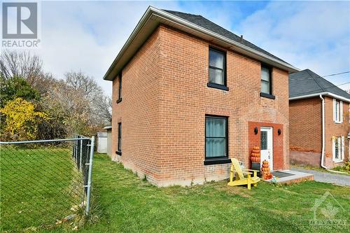 115 Division Street, Arnprior, ON - Outdoor With Exterior