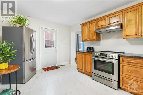 115 Division Street, Arnprior, ON - Indoor Photo Showing Kitchen