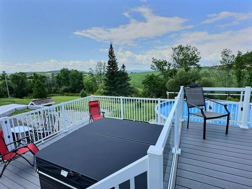 Terrasse - 852 Route Lefort, Duhamel-Ouest, QC - Outdoor