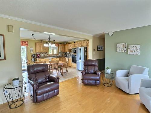 Salon - 852 Route Lefort, Duhamel-Ouest, QC - Indoor Photo Showing Living Room