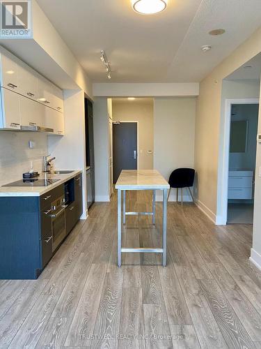 915J - 8081 Birchmount Road, Markham, ON - Indoor Photo Showing Kitchen With Double Sink