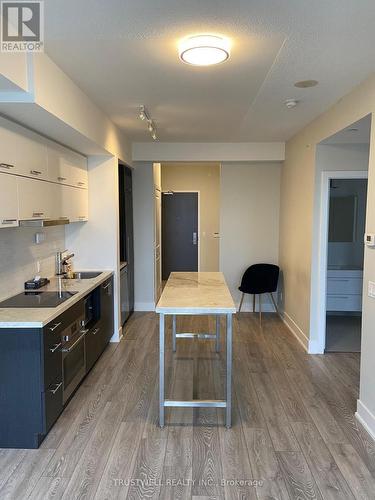 915J - 8081 Birchmount Road, Markham, ON - Indoor Photo Showing Kitchen