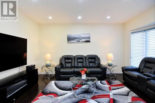 13 Templar Street, Brampton, ON - Indoor Photo Showing Living Room