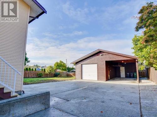 4737 Redonda Ave, Powell River, BC - Outdoor With Exterior