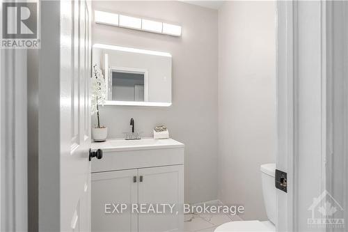 437 Pickford Drive, Ottawa, ON - Indoor Photo Showing Bathroom