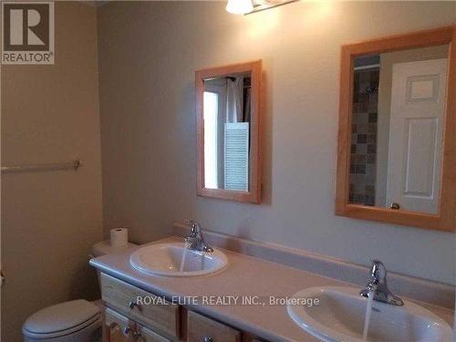 2879 Arlington Drive, Oakville, ON - Indoor Photo Showing Bathroom