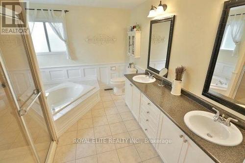 2879 Arlington Drive, Oakville, ON - Indoor Photo Showing Bathroom