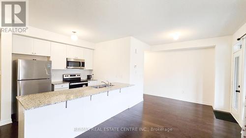 408 Salem Road S, Ajax, ON - Indoor Photo Showing Kitchen With Double Sink With Upgraded Kitchen