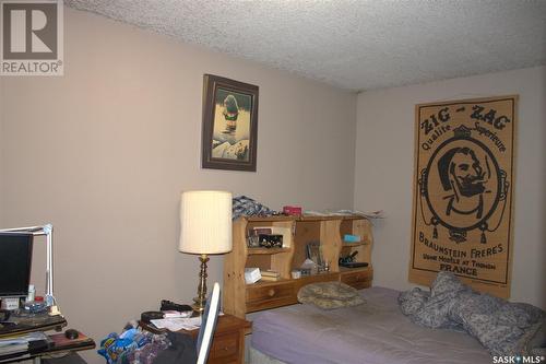 905 Robinson Street, Regina, SK - Indoor Photo Showing Bedroom