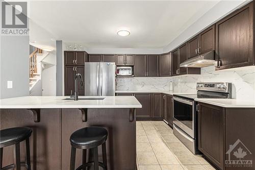 4220 Kelly Farm Drive, Ottawa, ON - Indoor Photo Showing Kitchen With Upgraded Kitchen