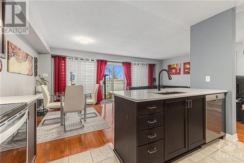 4220 Kelly Farm Drive, Ottawa, ON - Indoor Photo Showing Kitchen