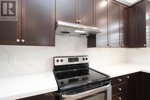 47 Dundas Way, Markham, ON - Indoor Photo Showing Kitchen