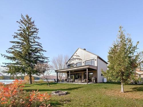 Back facade - 71 413E Avenue, Saint-Hippolyte, QC - Outdoor With Deck Patio Veranda