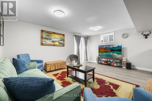 457 Spencer Street, Woodstock, ON - Indoor Photo Showing Living Room