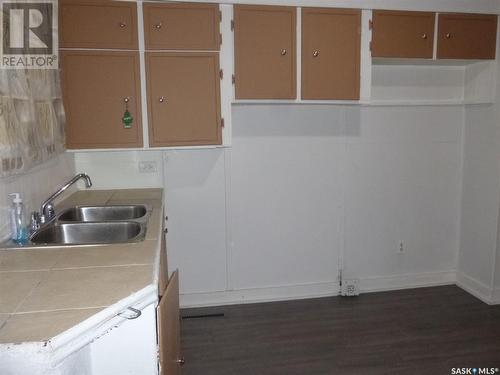 1141 Cameron Street, Regina, SK - Indoor Photo Showing Kitchen With Double Sink