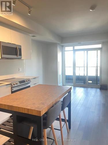 628 - 50 Power Street, Toronto, ON - Indoor Photo Showing Kitchen