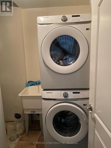 42 - 51 Beverley Glen Boulevard, Vaughan, ON - Indoor Photo Showing Laundry Room