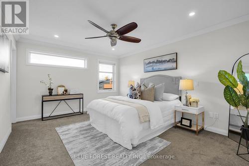 6 Connor Avenue, Strathroy-Caradoc (Ne), ON - Indoor Photo Showing Bedroom