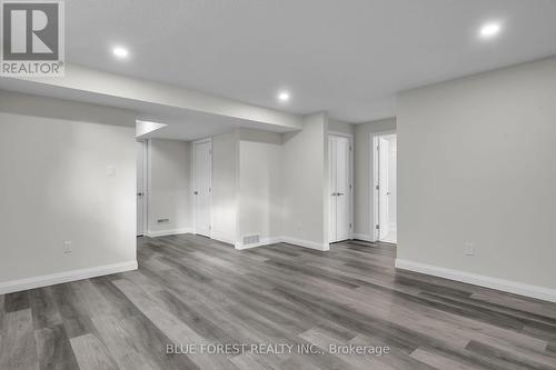 6 Connor Avenue, Strathroy-Caradoc (Ne), ON - Indoor Photo Showing Other Room