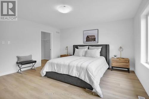 123 - 93 Stonefield Lane, Middlesex Centre (Ilderton), ON - Indoor Photo Showing Bedroom