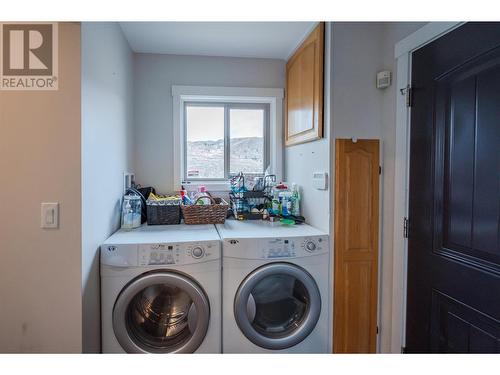 6521 Bellevue Drive, Oliver, BC - Indoor Photo Showing Laundry Room