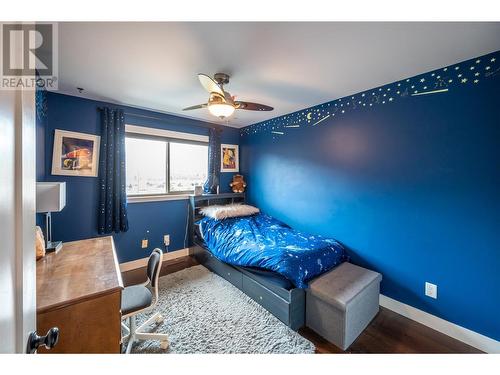 6521 Bellevue Drive, Oliver, BC - Indoor Photo Showing Bedroom