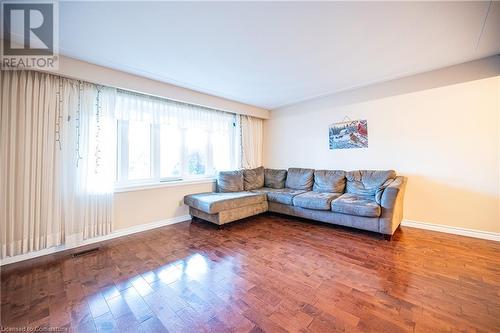 Living room with hardwood / wood-style floors - 580 Highpoint Avenue Unit# Upper, Waterloo, ON - Indoor Photo Showing Living Room